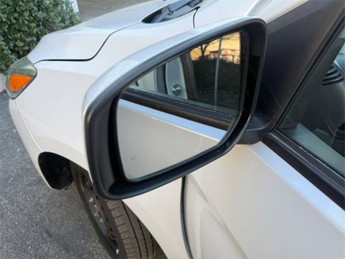 Used 2024 Mitsubishi Mirage ES image 29