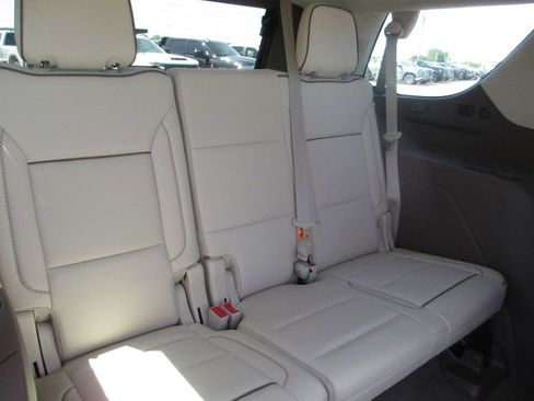 Used 2023 GMC Yukon Denali w/ Max Trailering Package AWD/4WD image 28