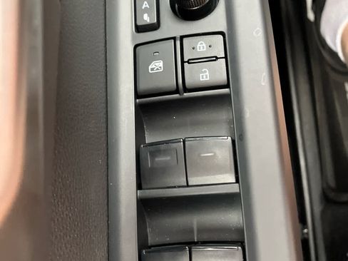 Used 2026 Toyota Sequoia Platinum AWD/4WD image 12