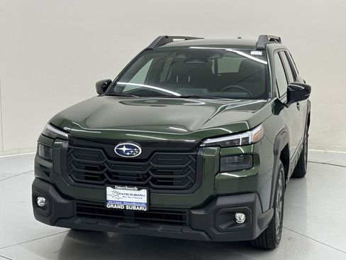 Used 2026 Subaru Outback Premium AWD/4WD image 1