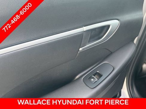 Used 2024 Hyundai Sonata SEL FWD image 12