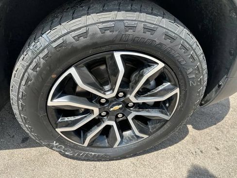 Used 2023 Chevrolet TrailBlazer ACTIV w/ Sun and Liftgate Package AWD/4WD image 8