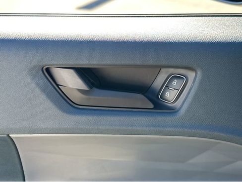 New 2025 Ford Maverick XL image 36