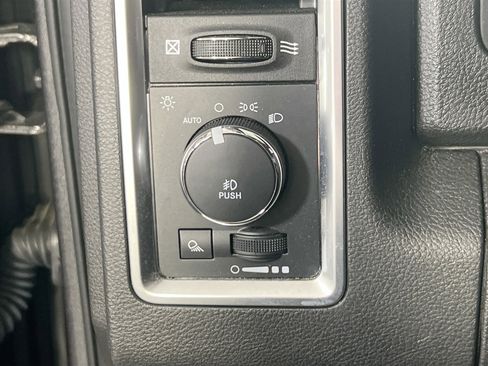 Used 2022 RAM 1500 Classic Warlock w/ Electronics Group image 10