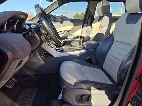 Used 2017 Land Rover Range Rover Evoque HSE Dynamic image 3