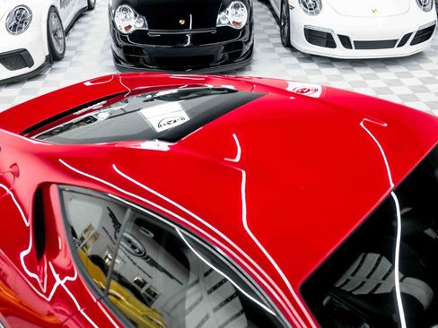 Used 2018 Ferrari 812 Superfast RWD image 31