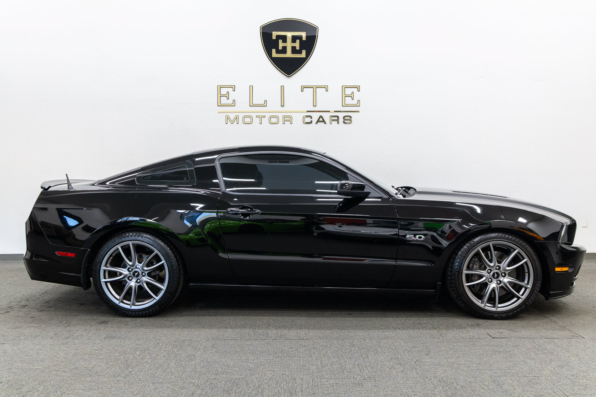 Used 2014 Ford Mustang GT Premium w/ Brembo Brake Package RWD image 10