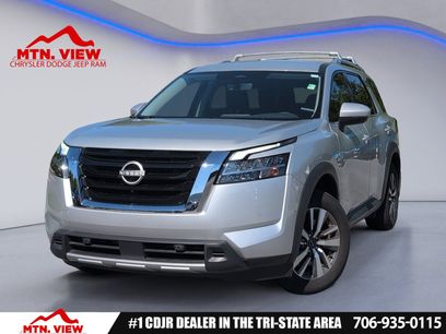 Used 2024 Nissan Pathfinder SL