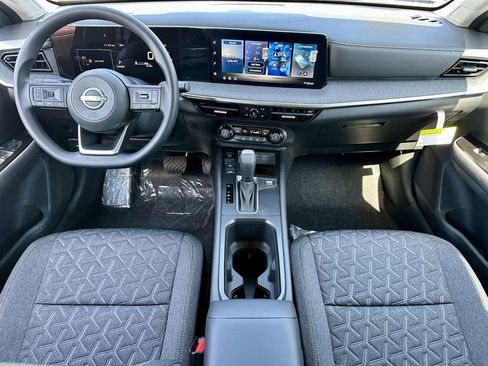 New 2026 Nissan Kicks SV w/ Cold Weather Package AWD/4WD image 11