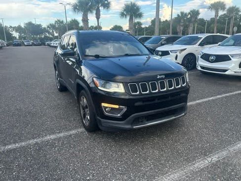 Used 2018 Jeep Compass Limited w/ Navigation Group AWD/4WD image 7