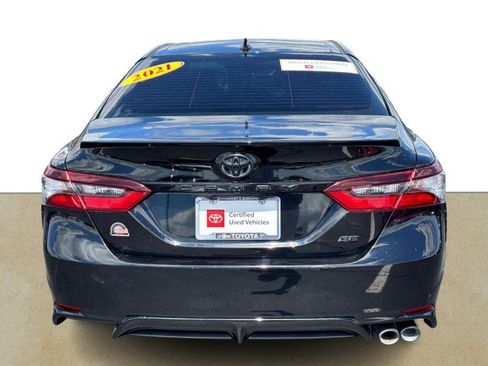 Certified 2021 Toyota Camry SE FWD image 5