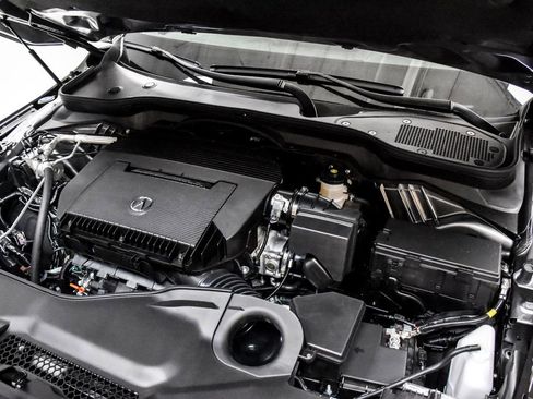 Used 2024 Acura MDX SH-AWD w/ Technology Package image 3