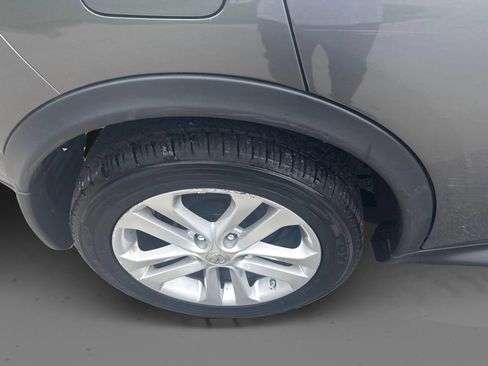 Used 2011 Nissan Juke S AWD/4WD image 23