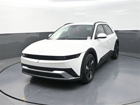 New 2025 Hyundai Ioniq 5 SEL image 4