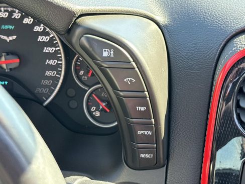 Used 2008 Chevrolet Corvette Coupe image 21