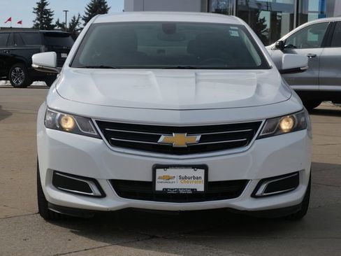 Used 2015 Chevrolet Impala LT w/ Convenience Package image 2