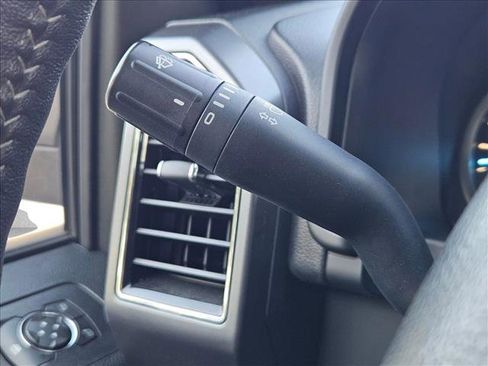 Used 2018 Ford F150 XLT w/ Equipment Group 302A Luxury AWD/4WD image 18