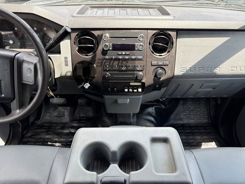 Used 2016 Ford F550 2WD Crew Cab Super Duty image 49