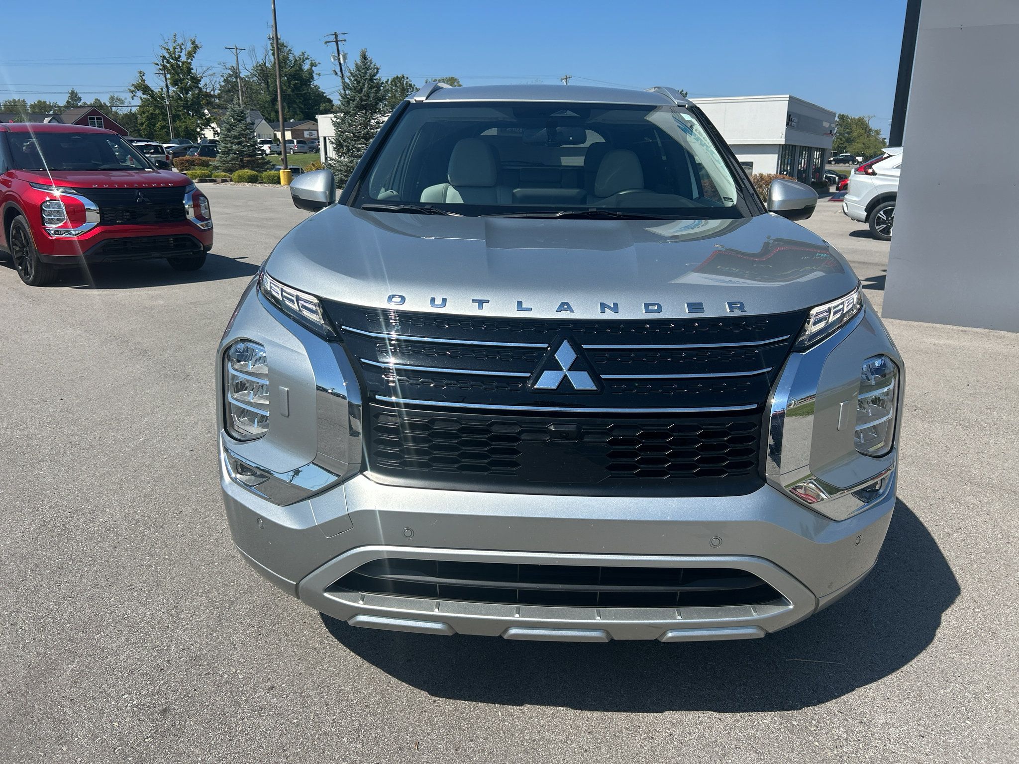 Used 2023 Mitsubishi Outlander SEL AWD/4WD image 8