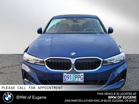 Used 2023 BMW 330i xDrive Sedan w/ Parking Assistance Package AWD/4WD image 8