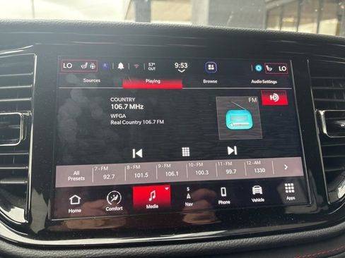 Used 2025 Dodge Durango GT AWD/4WD image 11