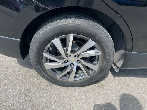 Used 2022 Chevrolet Equinox Premier image 11