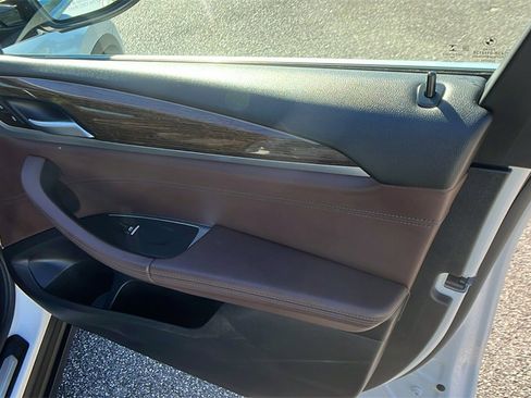 Used 2019 BMW X3 sDrive30i w/ Premium Package image 17