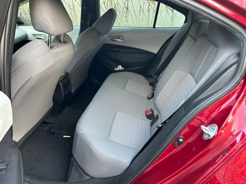 Used 2022 Toyota Corolla SE image 12