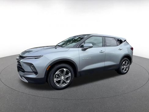 Used 2025 Chevrolet Blazer LT image 8