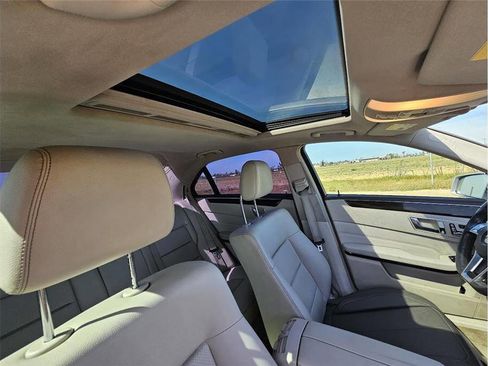 Used 2014 Mercedes-Benz E 350 Sedan image 16