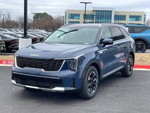 New 2025 Kia Sorento S w/ Panoramic Sunroof Package image 3
