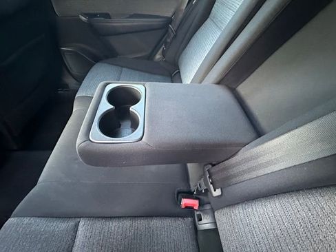 Used 2021 Nissan Rogue SV image 29