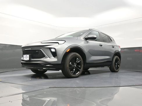 Used 2024 Buick Encore GX Sport Touring w/ Comfort Package image 25