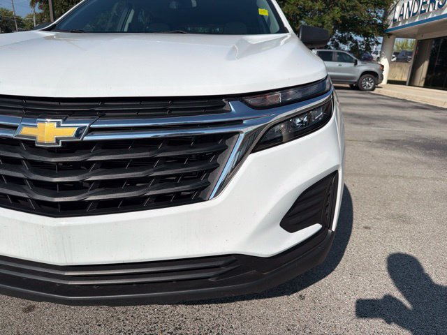 Used 2023 Chevrolet Equinox LS FWD image 9