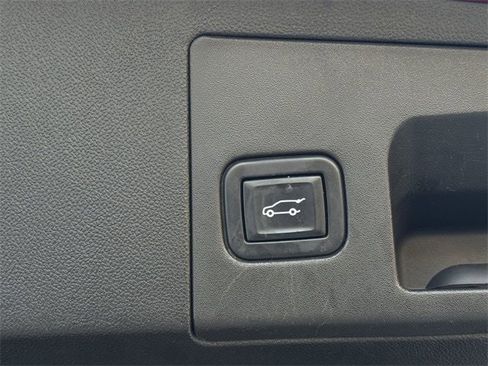 Used 2022 Cadillac XT5 Premium Luxury image 33