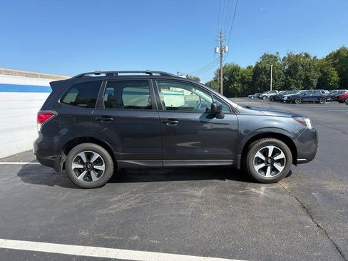 Used 2018 Subaru Forester 2.5i Premium AWD/4WD image 6