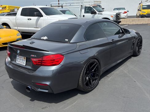 Used 2016 BMW M4 Convertible RWD image 9
