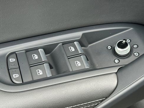 Used 2022 Audi Q5 2.0T Premium Plus w/ Premium Plus Package image 13