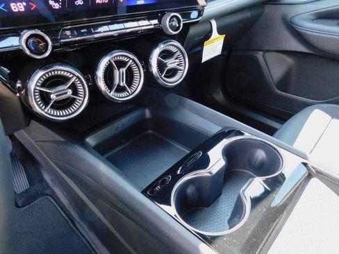 New 2025 Chevrolet Blazer EV LT AWD/4WD image 26