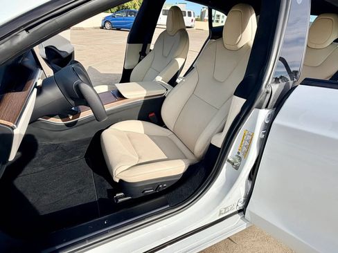 Used 2022 Tesla Model S Standard Range AWD/4WD image 37