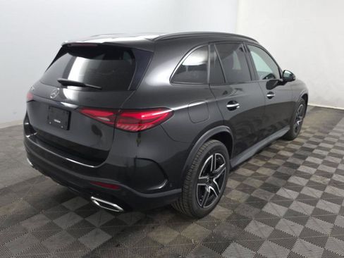 Used 2023 Mercedes-Benz GLC 300 image 2