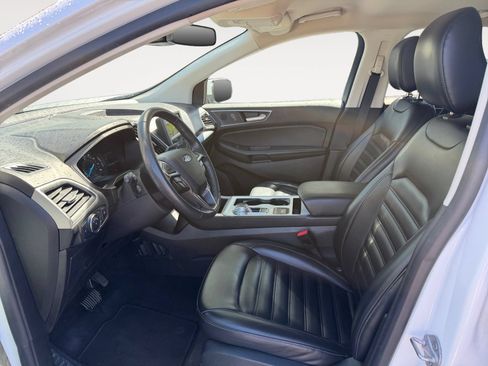 Used 2022 Ford Edge SEL AWD/4WD image 9