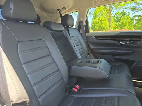 Used 2025 Honda CR-V EX-L image 12