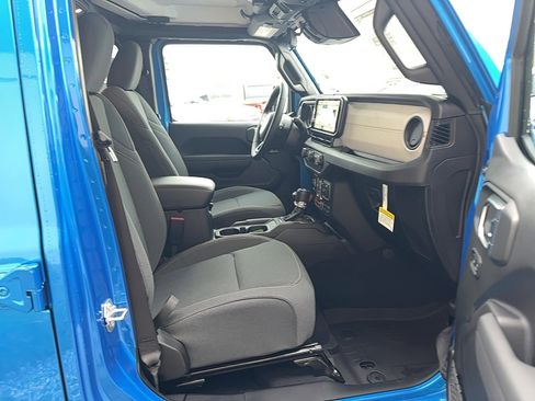 New 2026 Jeep Wrangler Unlimited Sport image 7