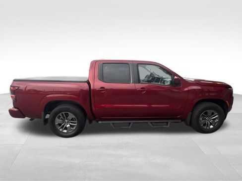 Used 2025 Nissan Frontier SV w/ Tow Package RWD image 5