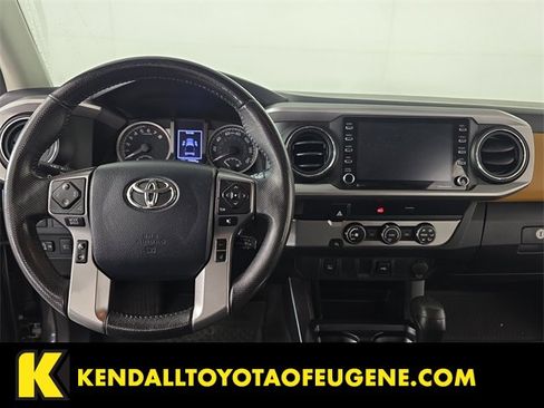 Used 2020 Toyota Tacoma SR5 image 10