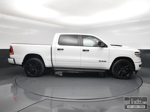 Used 2023 RAM 1500 Laramie AWD/4WD image 51