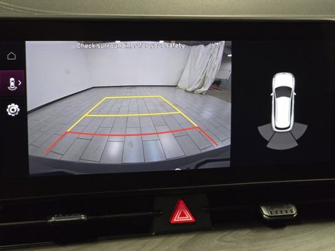 Used 2023 Kia Sportage X-Line w/ X-Line Premium Package image 5