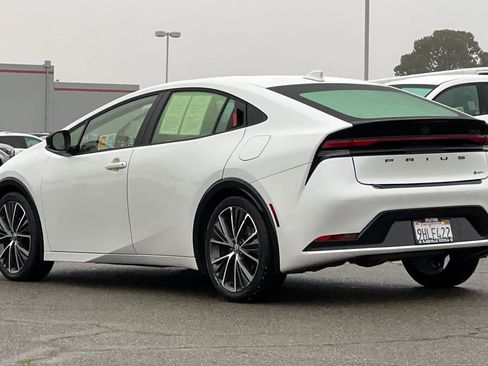 Certified 2023 Toyota Prius XLE image 7
