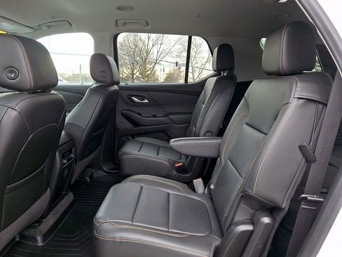 Used 2020 Chevrolet Traverse LT w/ Driver Confidence II Package image 10